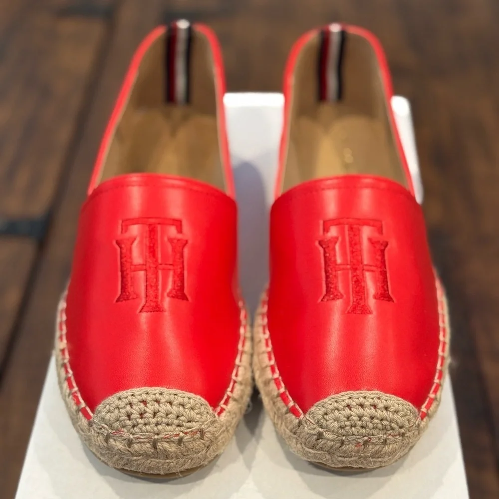 Tommy Hilfiger Pieke 2 Espadrille Loafer (NWOT)